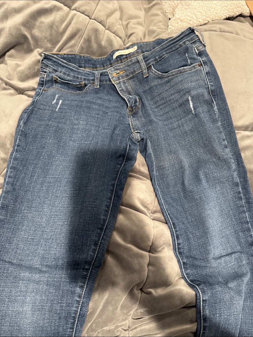 Levi's Women's Medium Blue Skinny Jeans